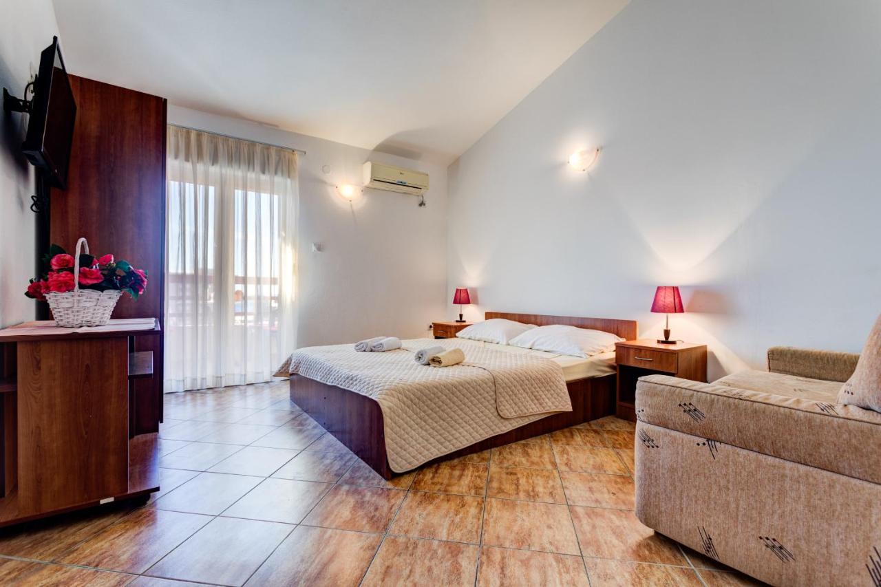 Villa Savovic Петровац Экстерьер фото