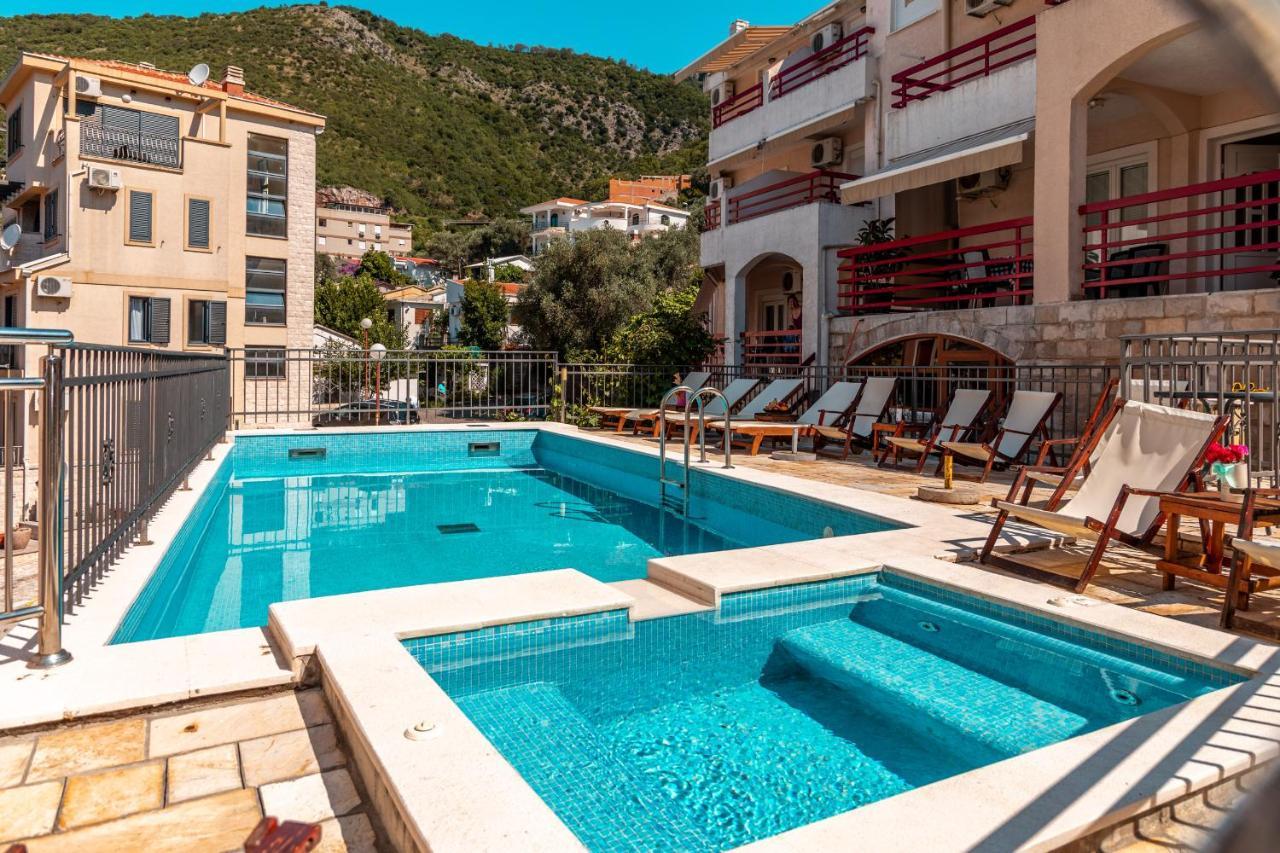 Villa Savovic Петровац Экстерьер фото