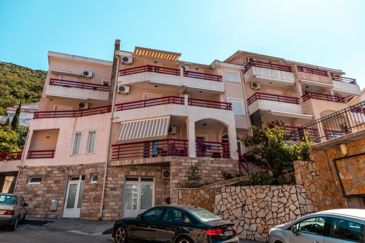 Villa Savovic Петровац Экстерьер фото